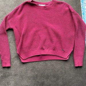 Hollister maroon sweater